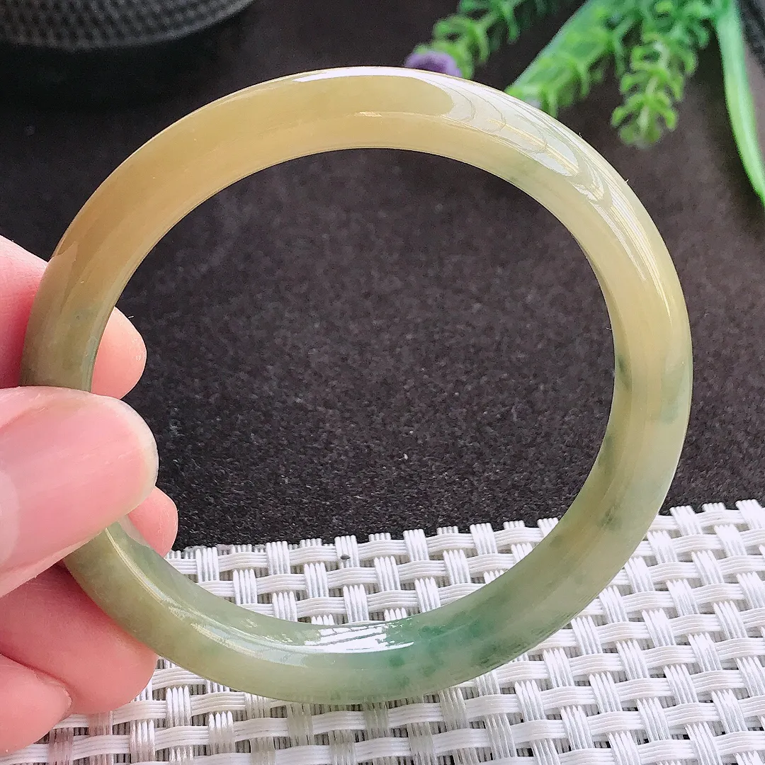 实拍A货翡翠53.5/8.7/7.3老坑精美冰润黄翡飘花手镯翡翠玉镯平安镯