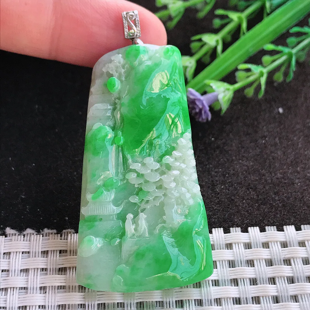 实拍A货翡翠52.8/29/7老坑18k金镶嵌飘阳绿山水牌吊坠翡翠玉牌挂件