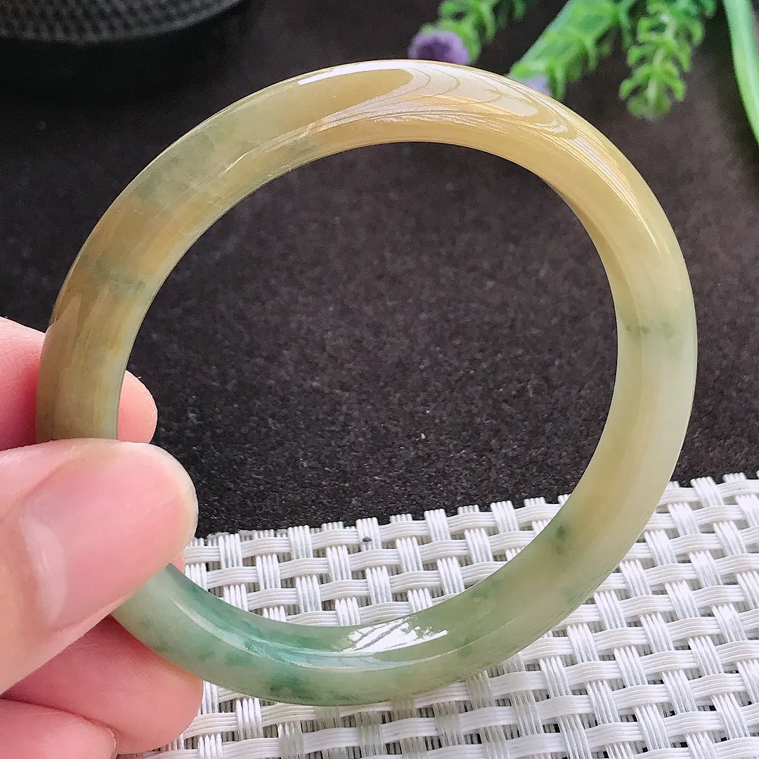 实拍A货翡翠53.5/8.7/7.3老坑精美冰润黄翡飘花手镯翡翠玉镯平安镯
