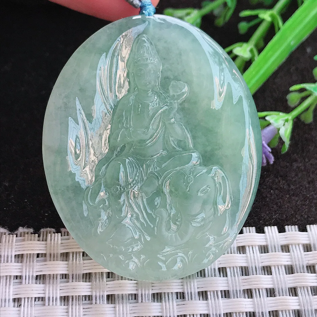 实拍A货翡翠47.8/39.8/5.5老坑冰胶果冻冰晴甜绿普贤菩萨吊坠翡翠玉牌挂件