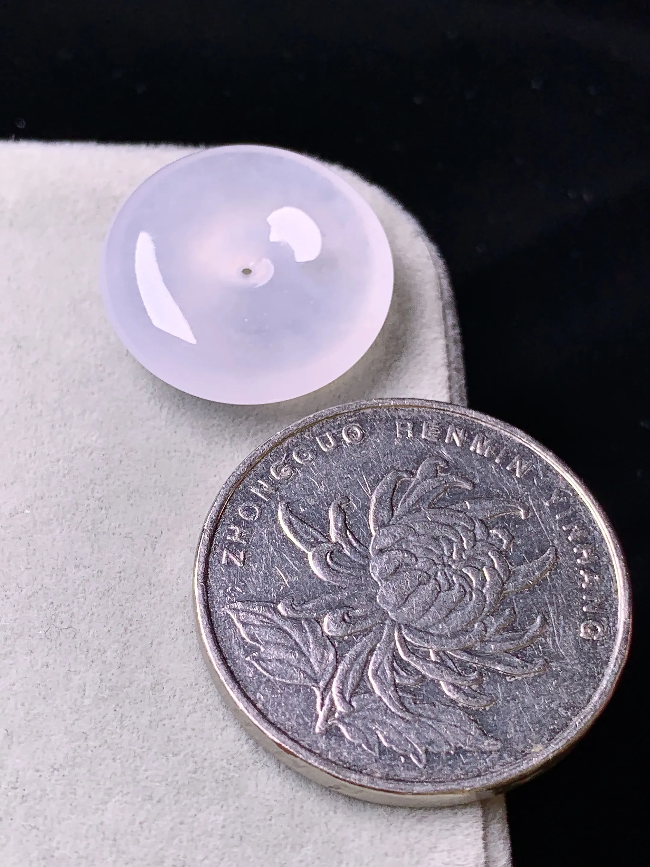 冰种平安扣吊坠 玉质细腻 色泽清新艳丽 整体尺寸17*3.8