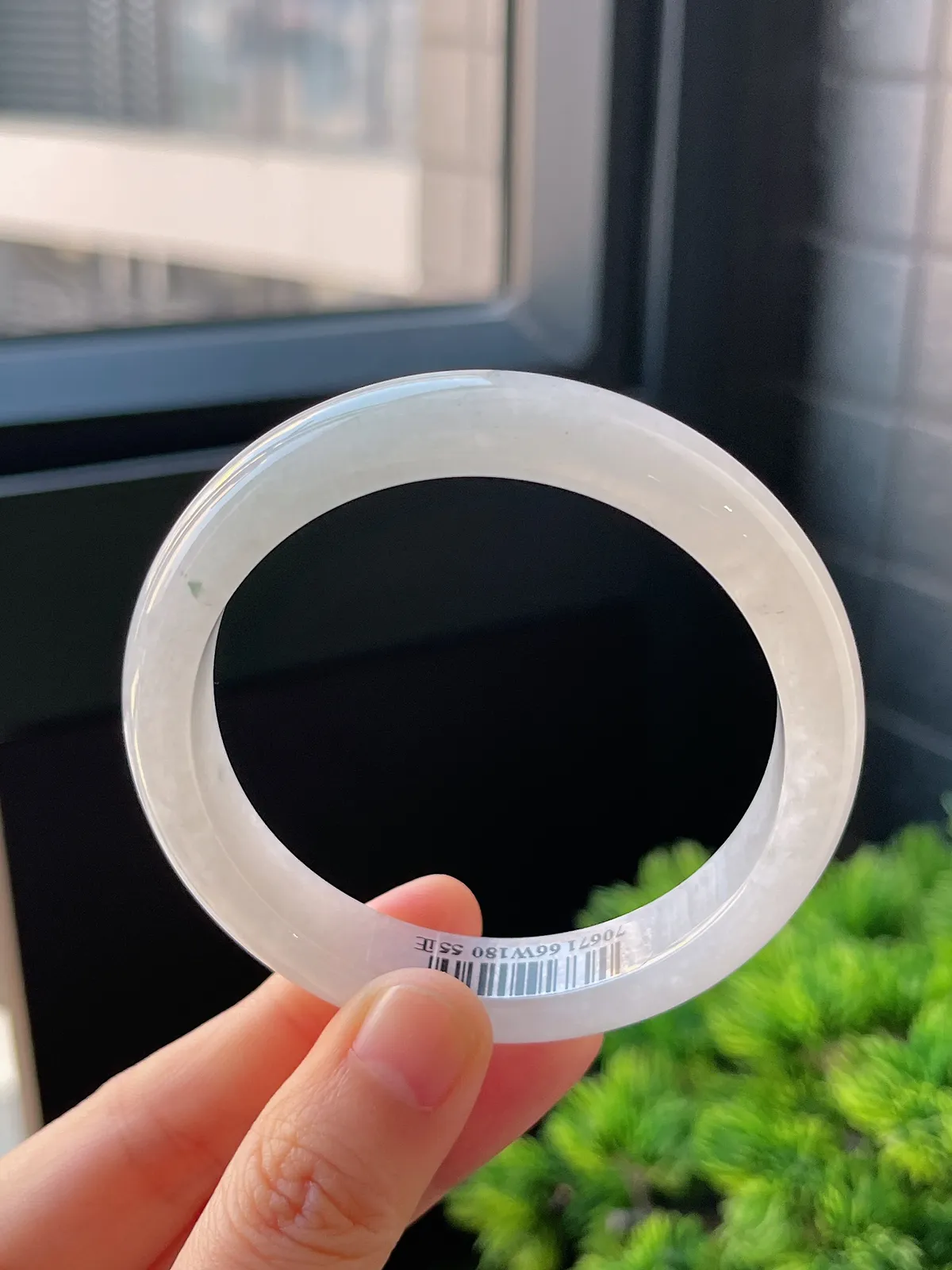 正圈55圈口，翡翠冰糯种飘花手镯