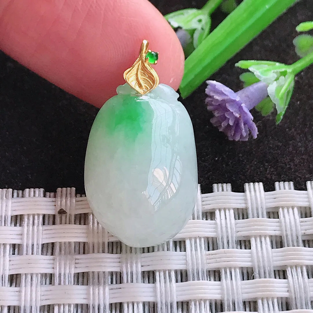 实拍A货翡翠21/14.3/7.8老坑18k金镶嵌飘阳绿寿桃吊坠翡翠玉牌挂件