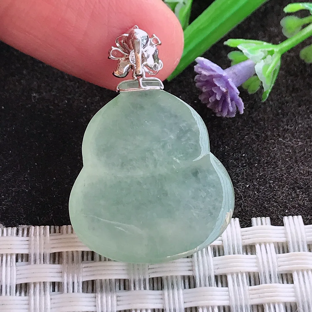 实拍A货翡翠23/20.7/6.2老坑18k金镶嵌冰晴绿葫芦吊坠翡翠玉牌挂件