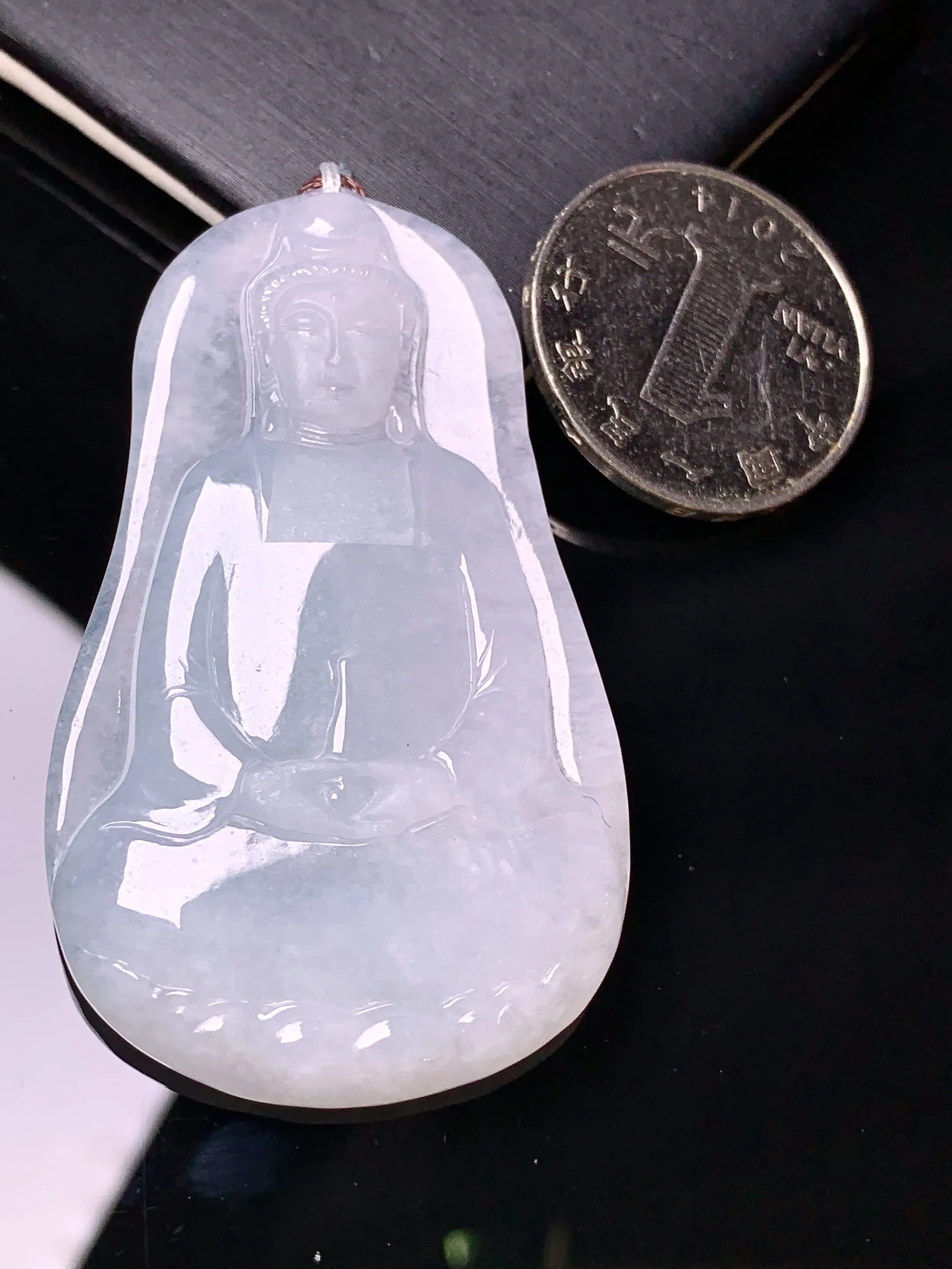 冰种素衣观音菩萨吊坠 玉质细腻 色泽清新艳丽 整体尺寸55.8*32.6*4.5