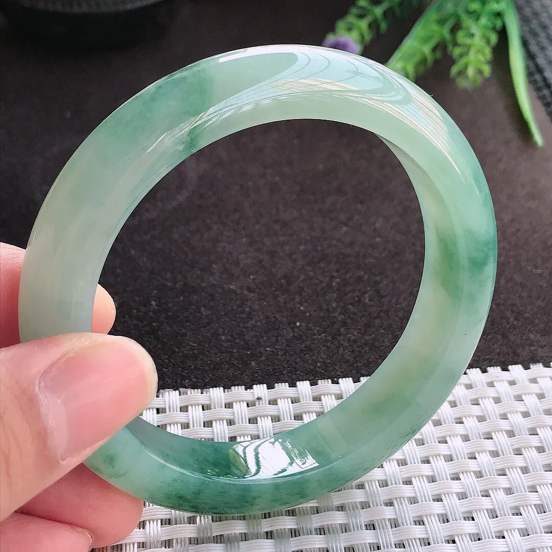 实拍A货翡翠58/12.7/9.2老坑冰胶水灵飘花手镯翡翠玉镯子平安镯