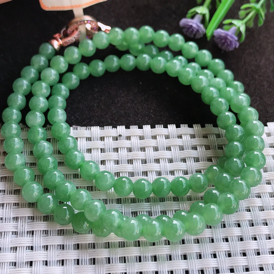 实拍A货翡翠5.7/106颗老坑精美满绿圆珠项链翡翠玉珠