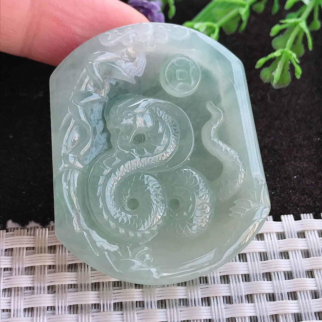 实拍A货翡翠49.5/40.9/6.2老坑冰润起胶冰晴生肖蛇牌吊坠翡翠玉牌挂件