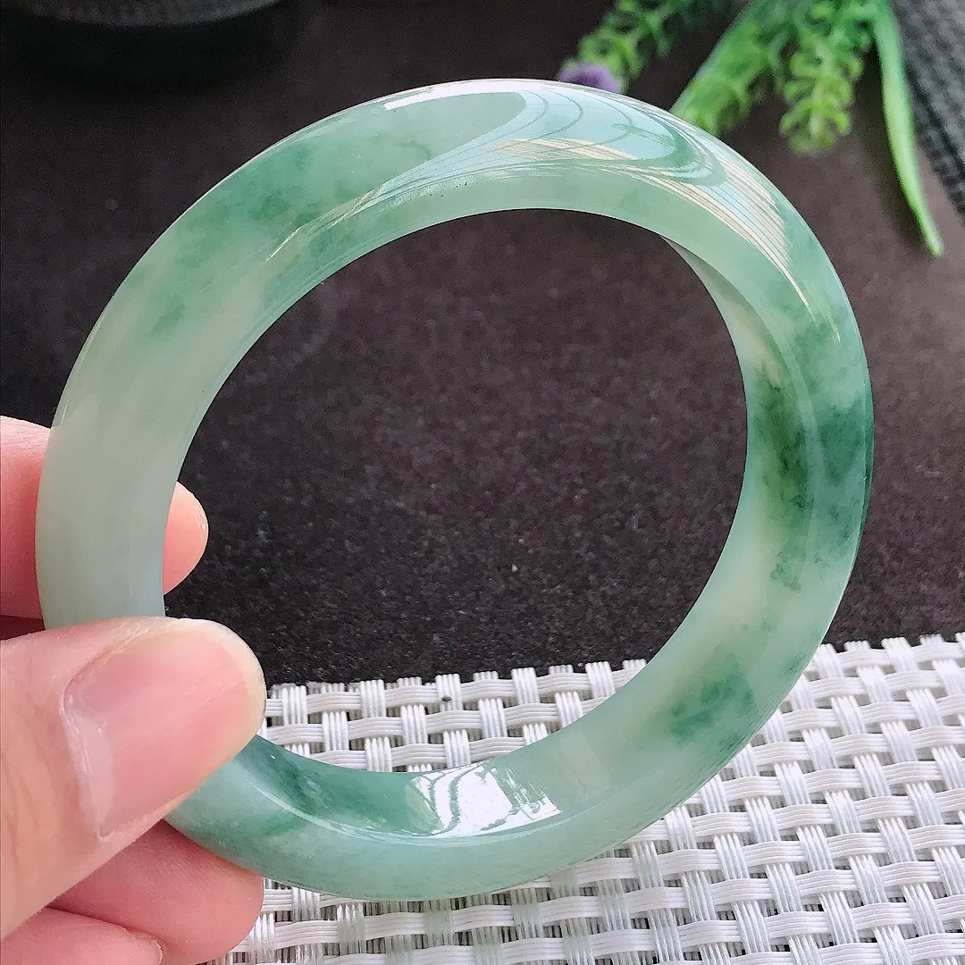 实拍A货翡翠58/12.7/9.2老坑冰胶水灵飘花手镯翡翠玉镯子平安镯