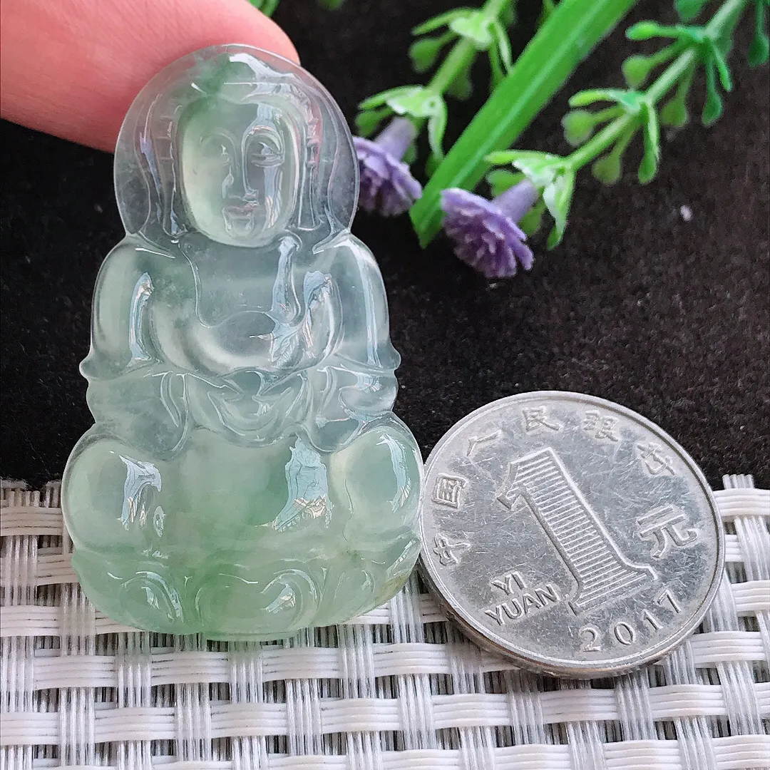 实拍A货翡翠44.6/27.3/4.4老坑冰种起胶冰晴绿小观音吊坠翡翠玉牌挂件