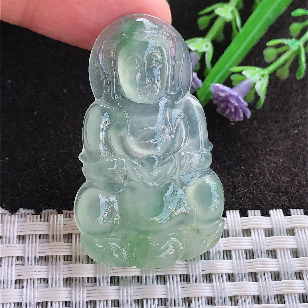 实拍A货翡翠44.6/27.3/4.4老坑冰种起胶冰晴绿小观音吊坠翡翠玉牌挂件