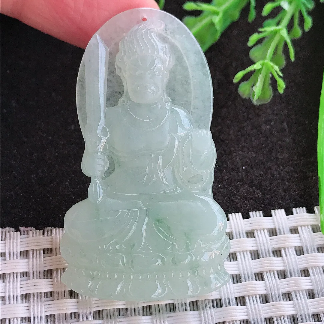 实拍A货翡翠50.5/29.5/5.2老坑冰润水灵冰晴不动明王吊坠翡翠玉牌挂件