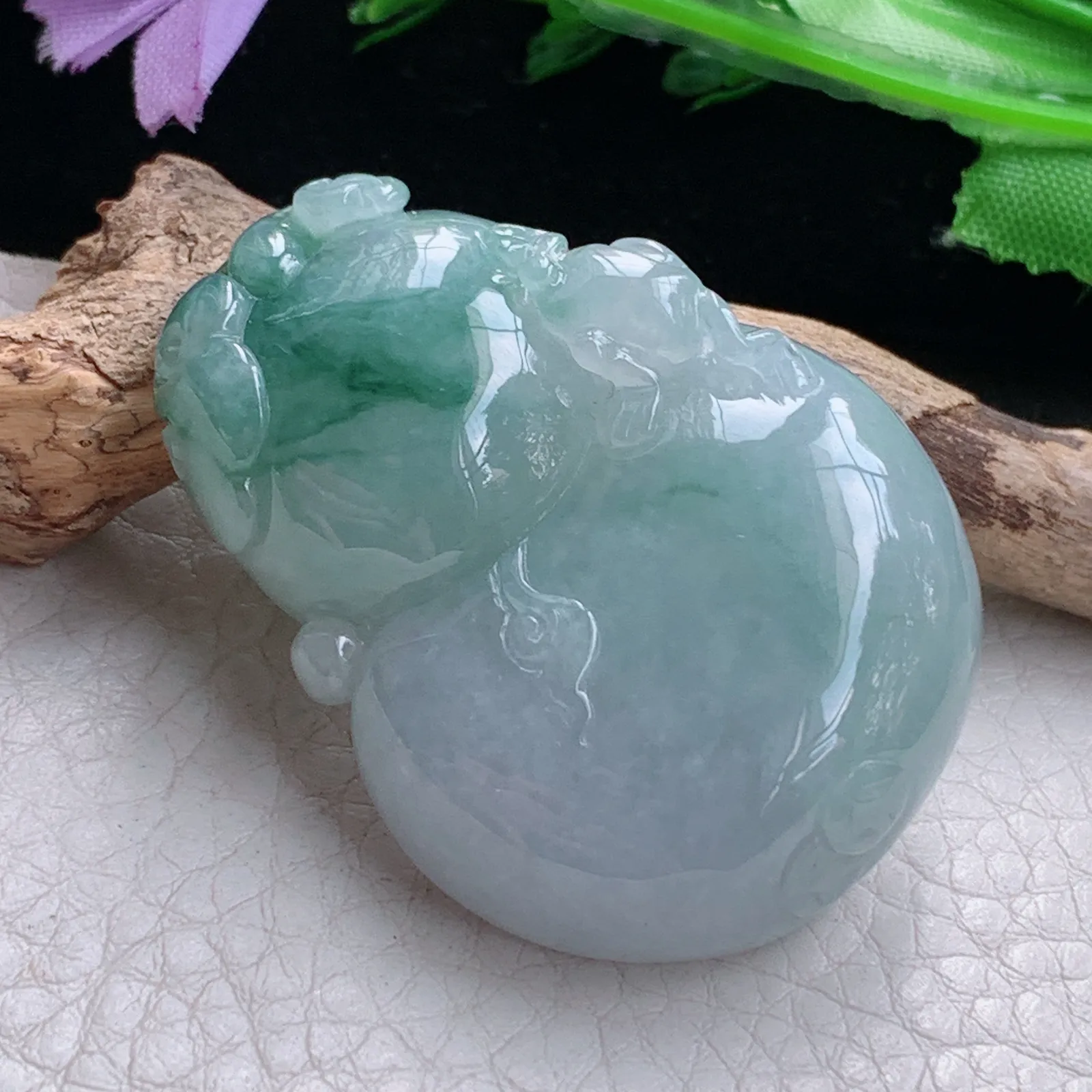 zen实拍46.5*35.2*11缅甸翡翠精美飘花大葫芦玉项坠 毛衣坠