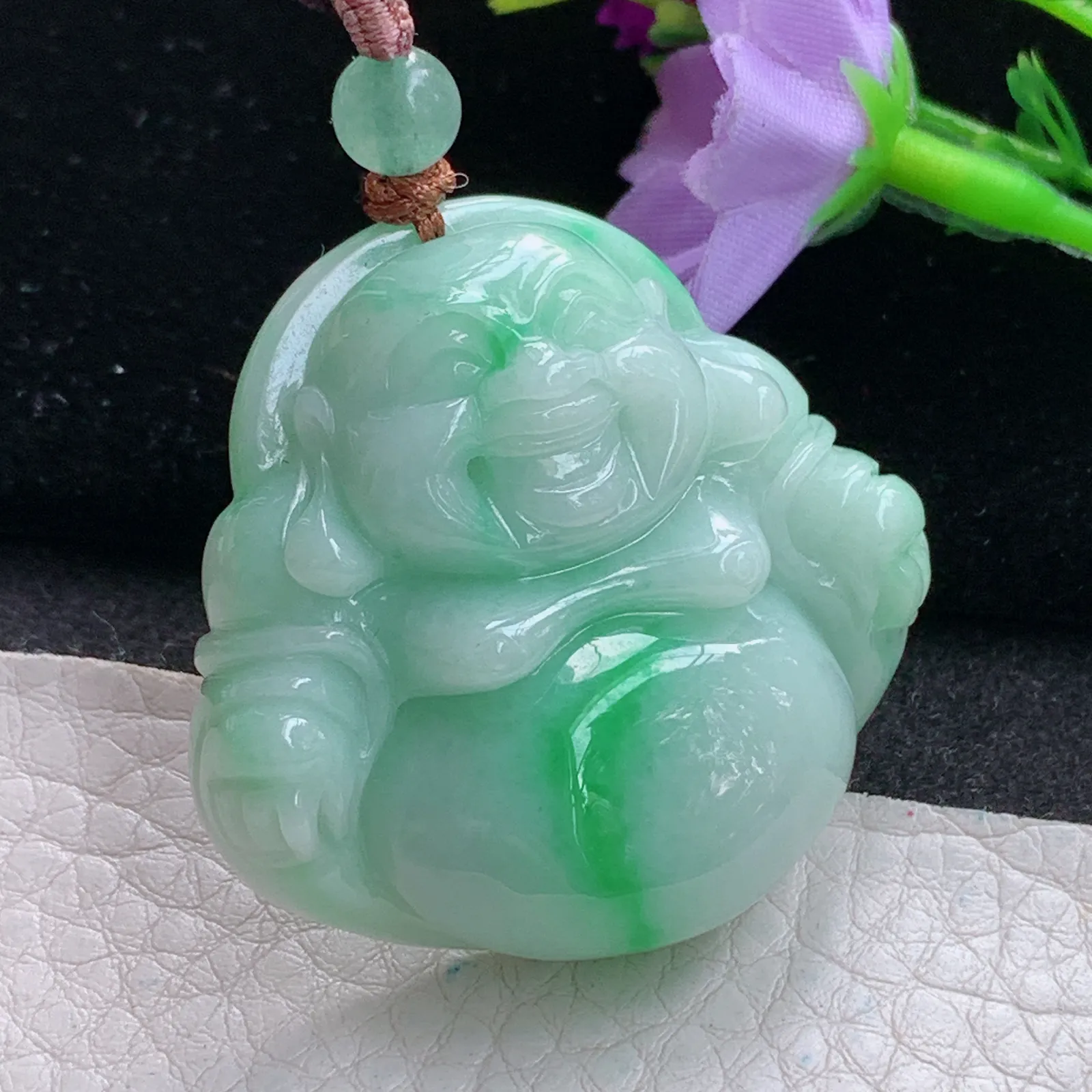 zen实拍43.6*46*13.2缅甸翡翠精美飘绿大佛公 弥勒佛玉项坠 玉挂件