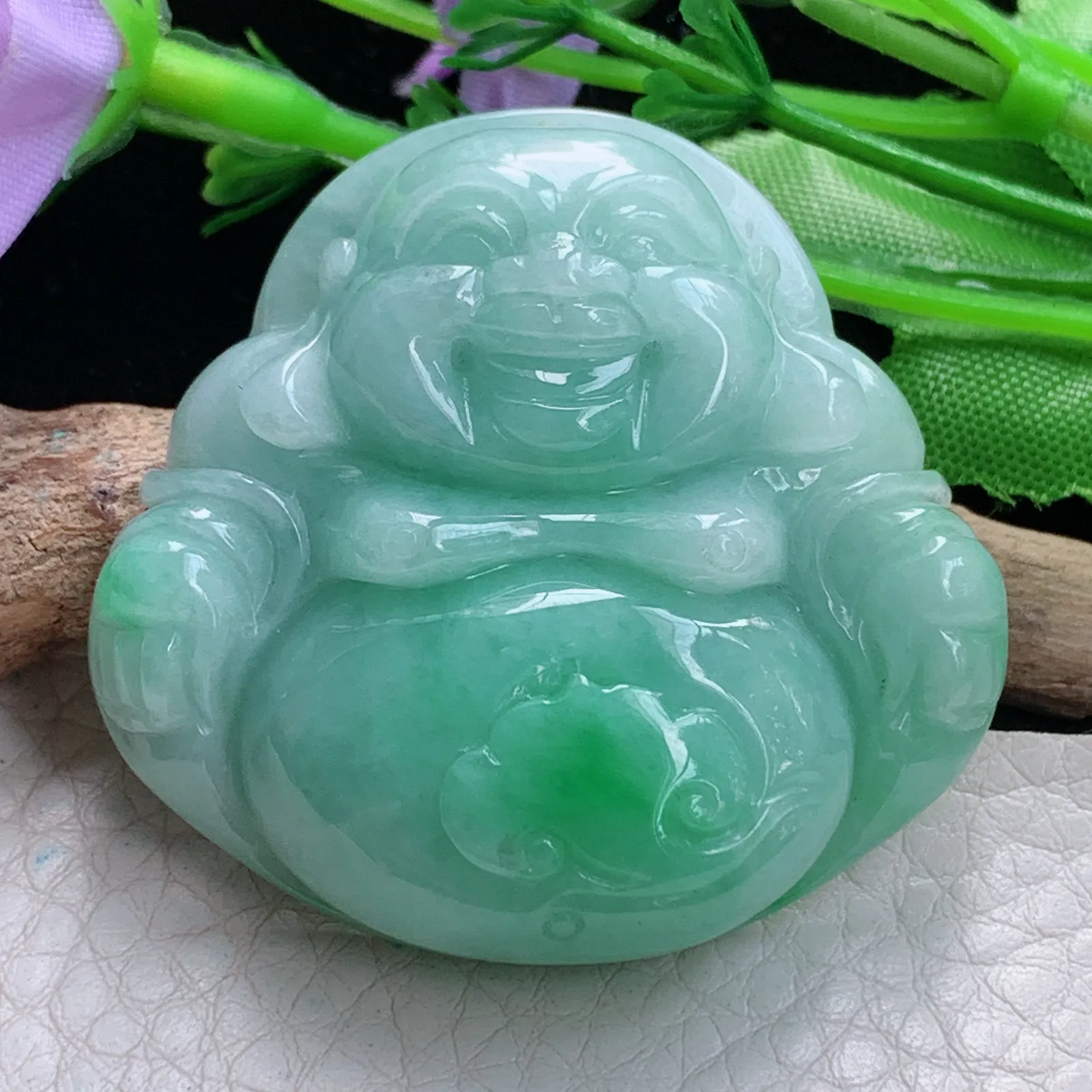 zen实拍44*46*13缅甸翡翠精美飘绿珊云大佛公 弥勒佛玉项坠 毛衣坠