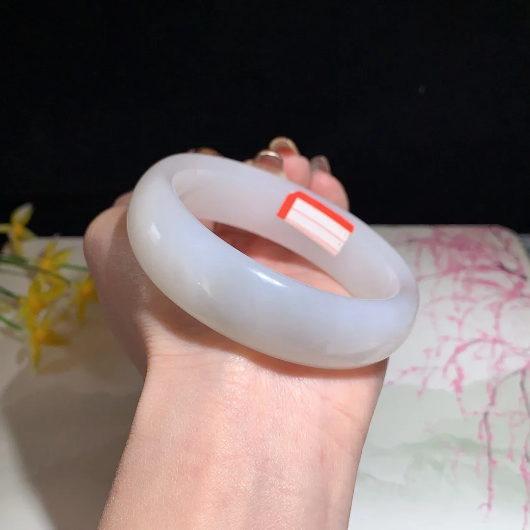 和田玉59.5圈口紫罗兰色宽版手镯！白加紫！玉质细腻油润 底色纯净 无裂无杂 脂粉好，品质好！