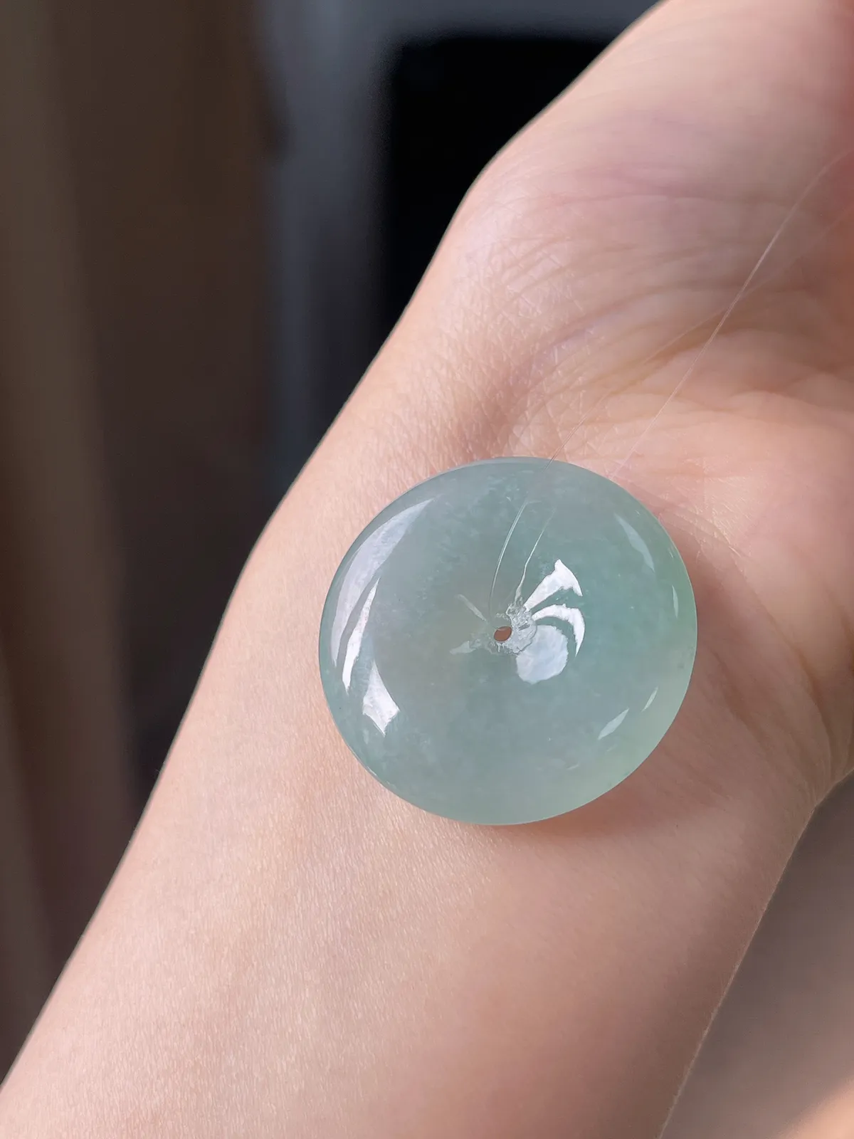 翡翠冰糯种淡绿色平安扣