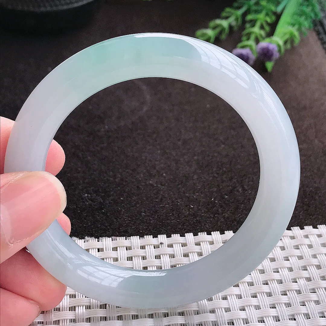 实拍A货翡翠54/10.1/10老坑冰胶果冻飘花圆条手镯翡翠玉镯子平安镯