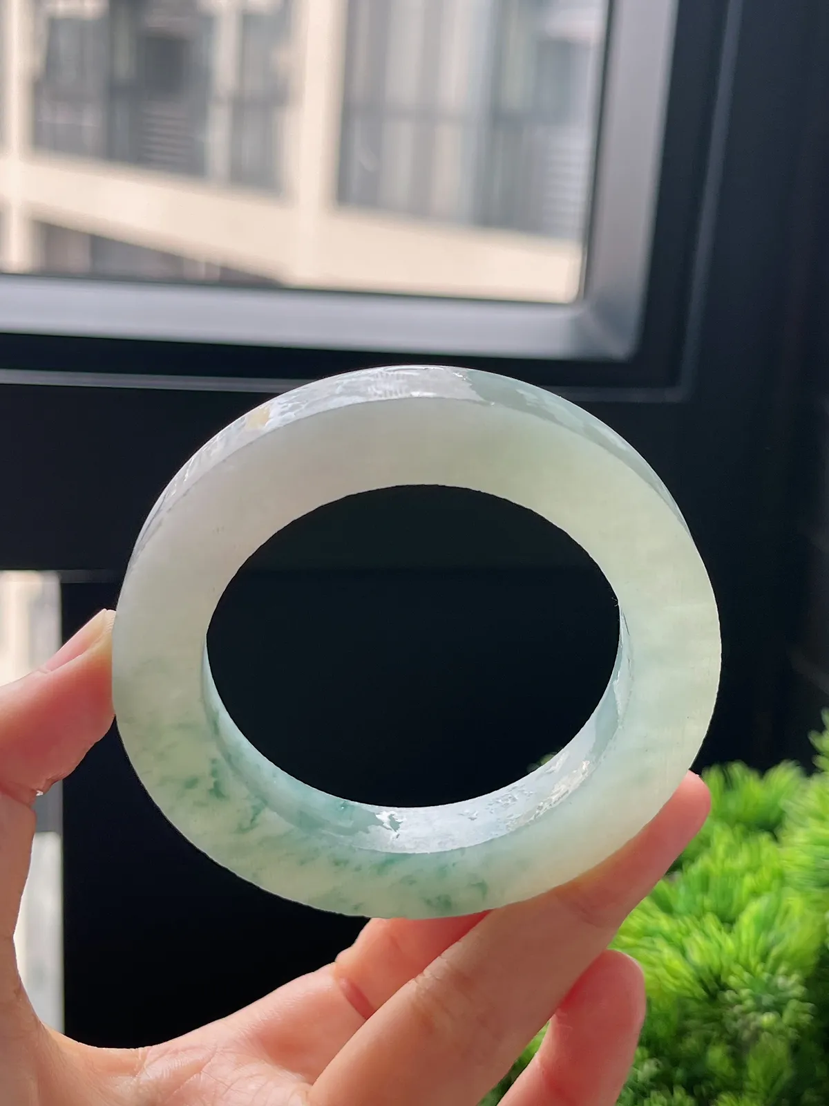 翡翠冰糯种飘花毛坯，⭕️正圈最大做60，圆条最大做56；最小做53.6