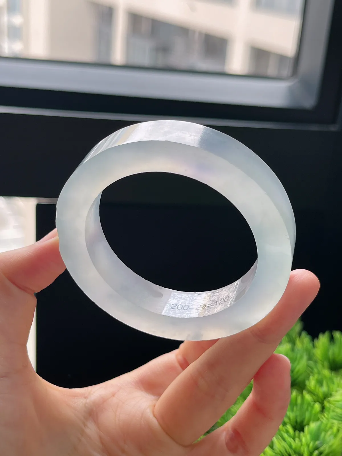 翡翠冰种飘花毛坯，⭕️正圈最大做53，最小做50.8