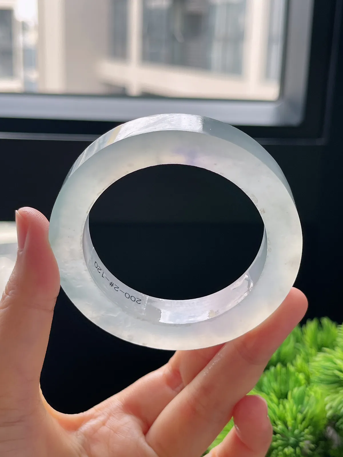 翡翠冰种飘花毛坯，⭕️正圈最大做53，最小做50.8