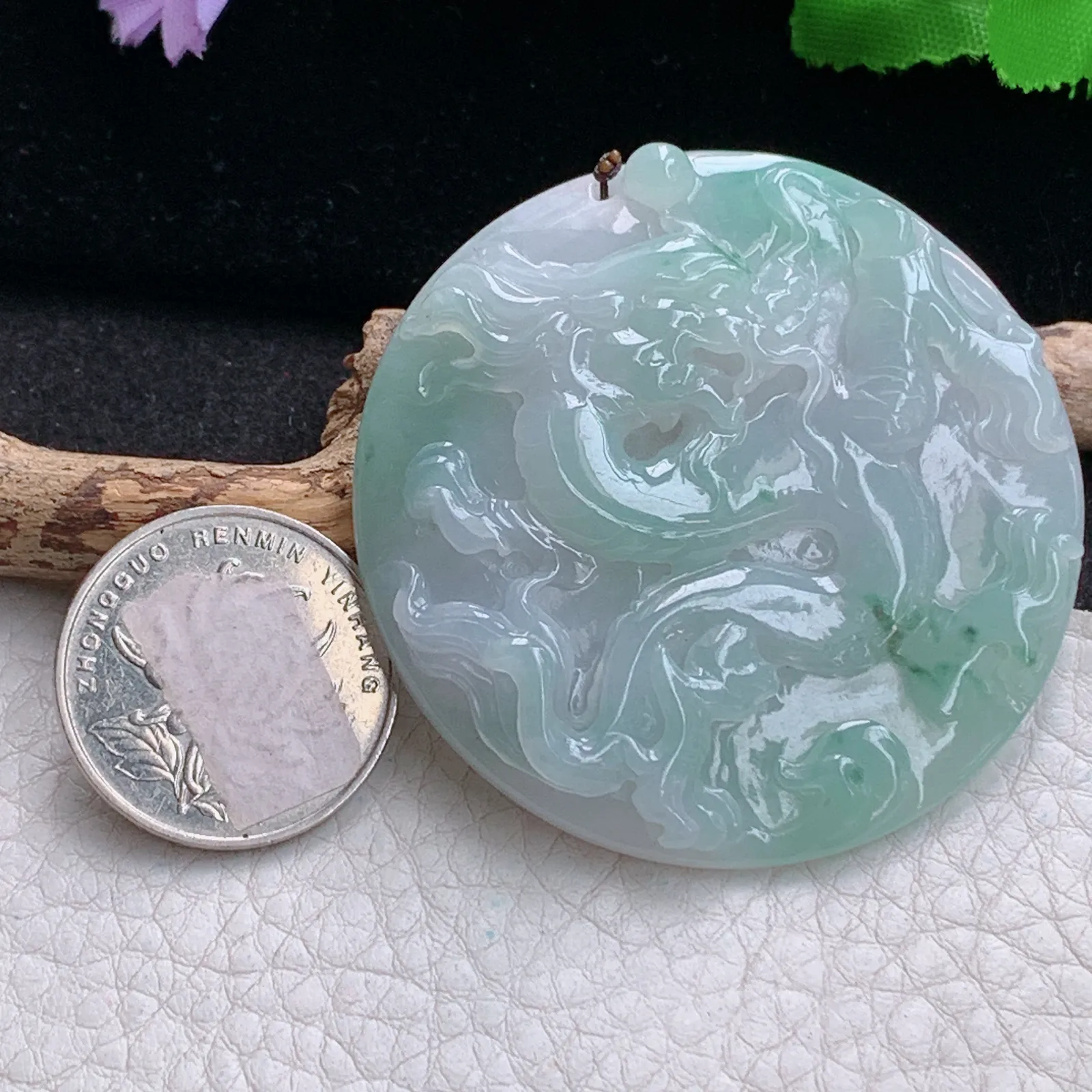 zen实拍54*9.2缅甸翡翠精美飘花龙牌 龙行天下玉项坠 毛衣坠