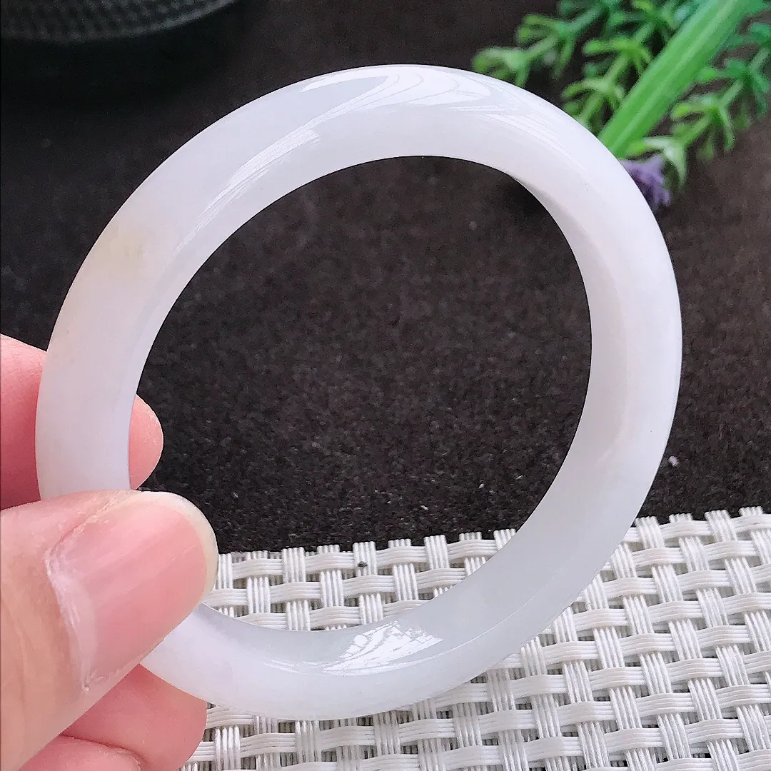 实拍A货翡翠52/9.2/7.8小圈口老坑冰润白净手镯翡翠玉镯子平安镯