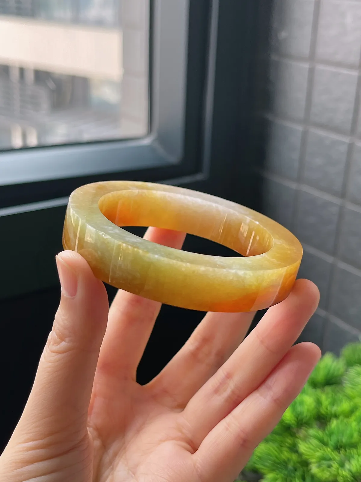 翡翠毛坯，⭕️正圈最大做56.6，最小做54.5