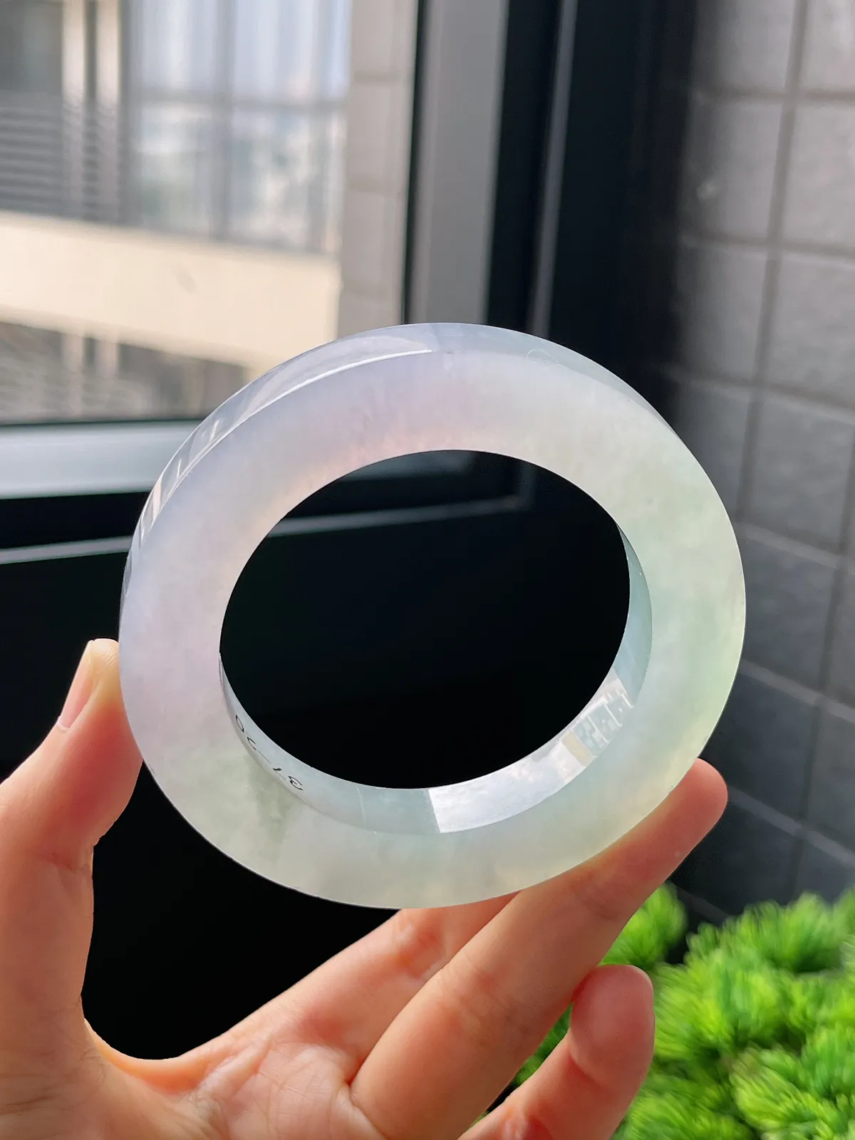 翡翠毛坯，⭕️正圈最大做63.5，圆条最大做59.5；最小做55