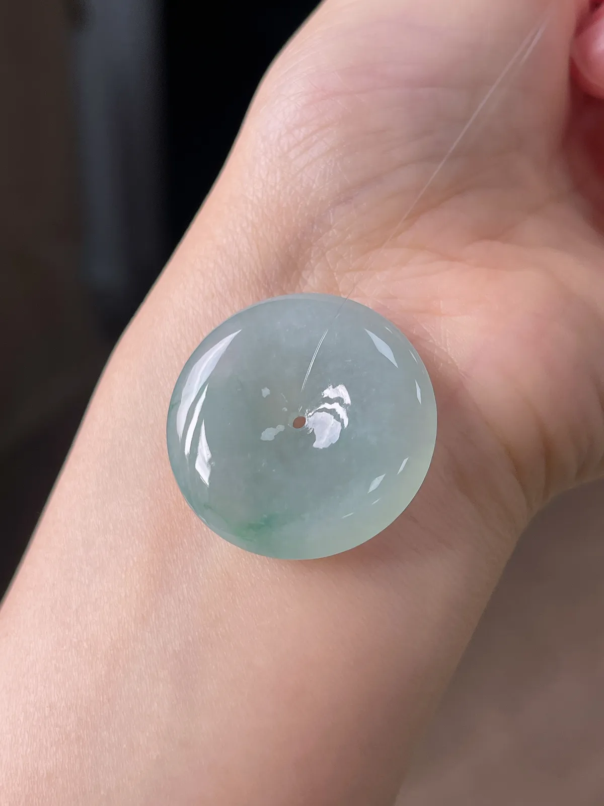 翡翠冰糯种淡绿色平安扣