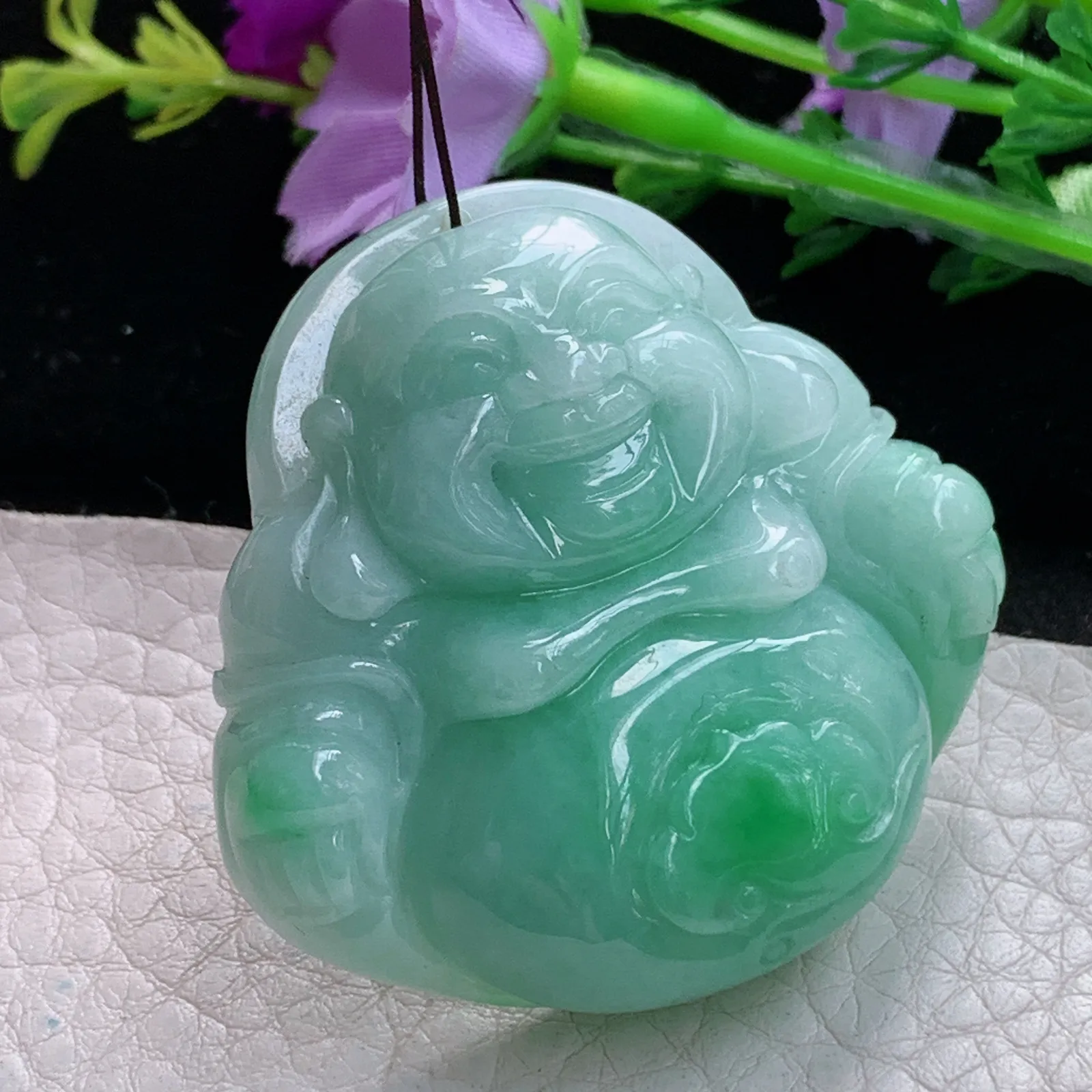 zen实拍44*46*13缅甸翡翠精美飘绿珊云大佛公 弥勒佛玉项坠 毛衣坠