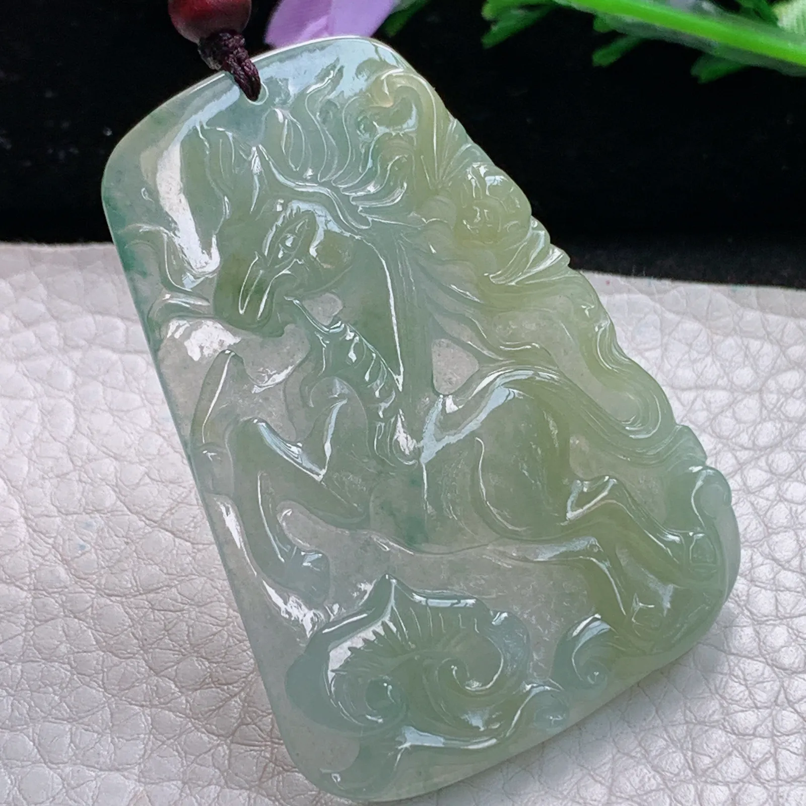 zen实拍57*41*6缅甸翡翠精美冰黄生肖马 飞马玉项坠 玉挂件