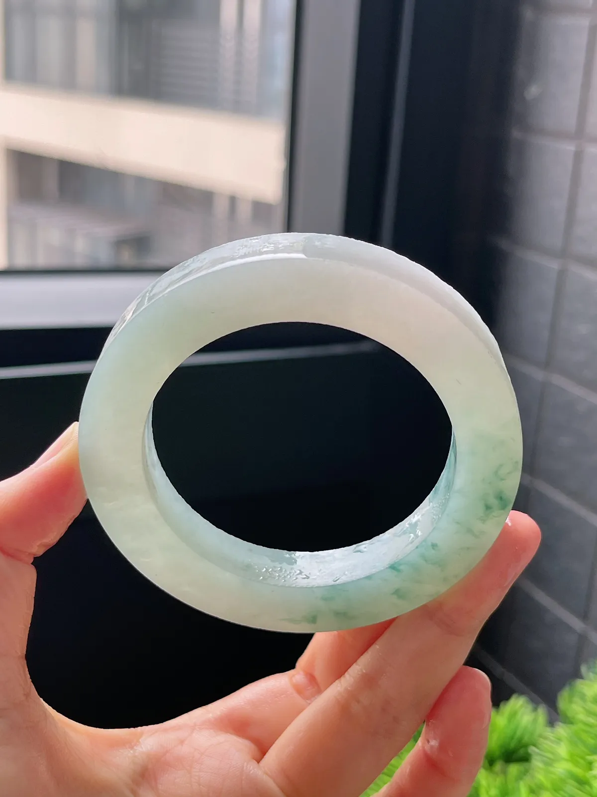 翡翠冰糯种飘花毛坯，⭕️正圈最大做60，圆条最大做56；最小做53.6