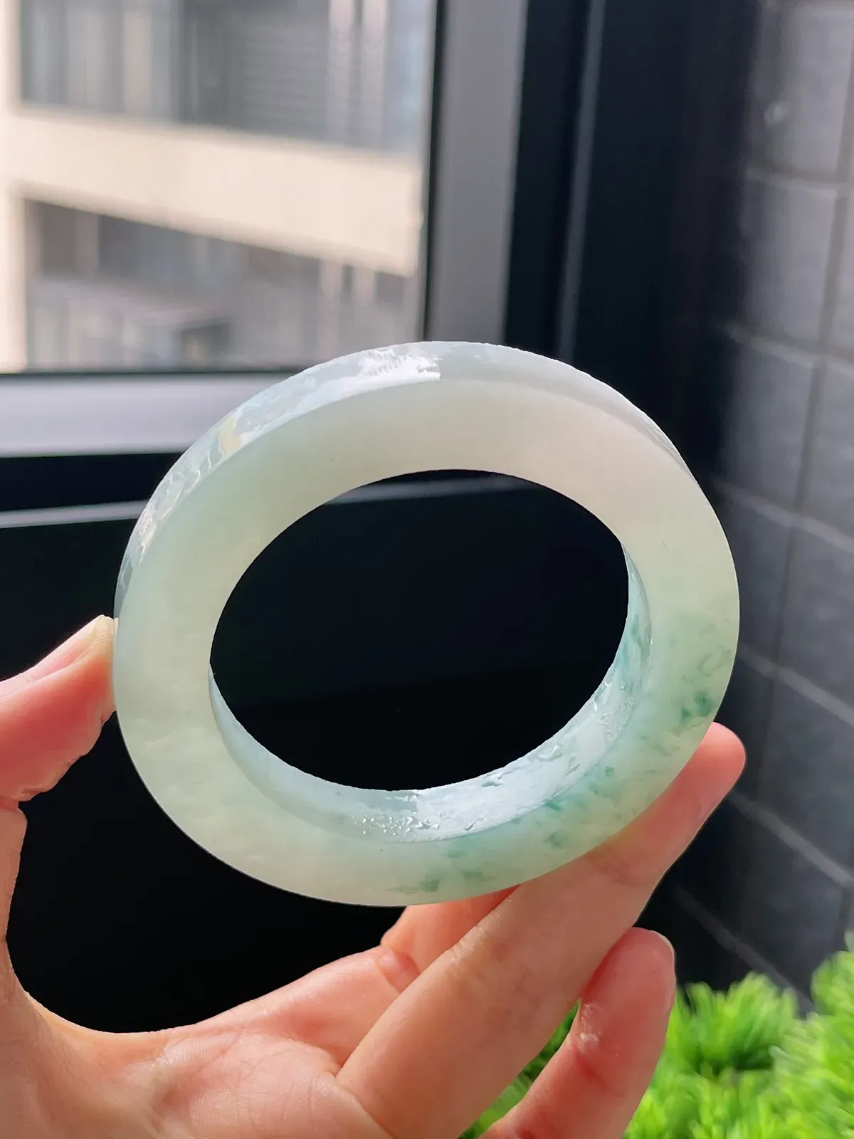 翡翠冰糯种飘花毛坯，⭕️正圈最大做60，圆条最大做56；最小做53.6