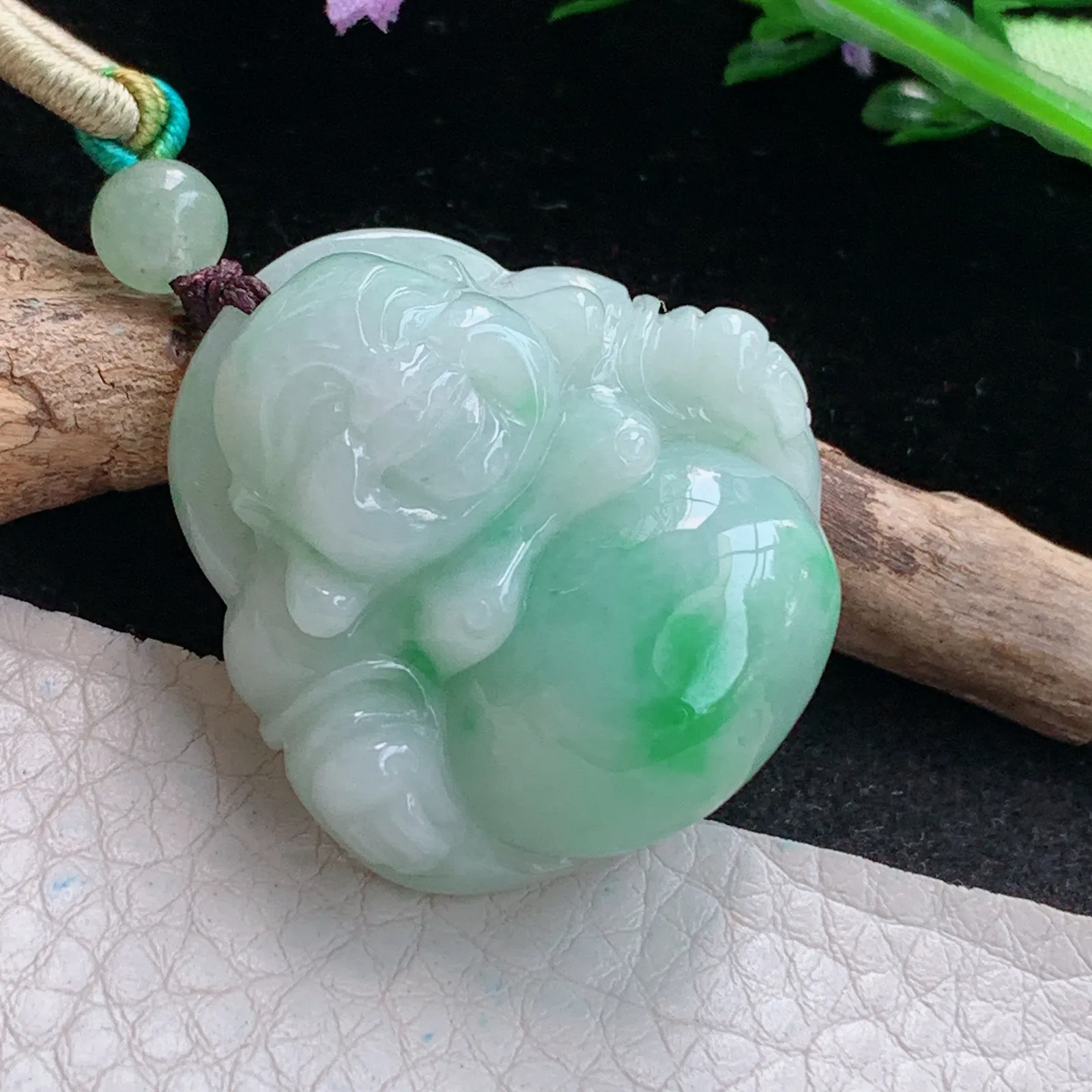 zen实拍35*33*13.5缅甸翡翠精美飘绿佛公 弥勒佛玉项坠 玉挂件