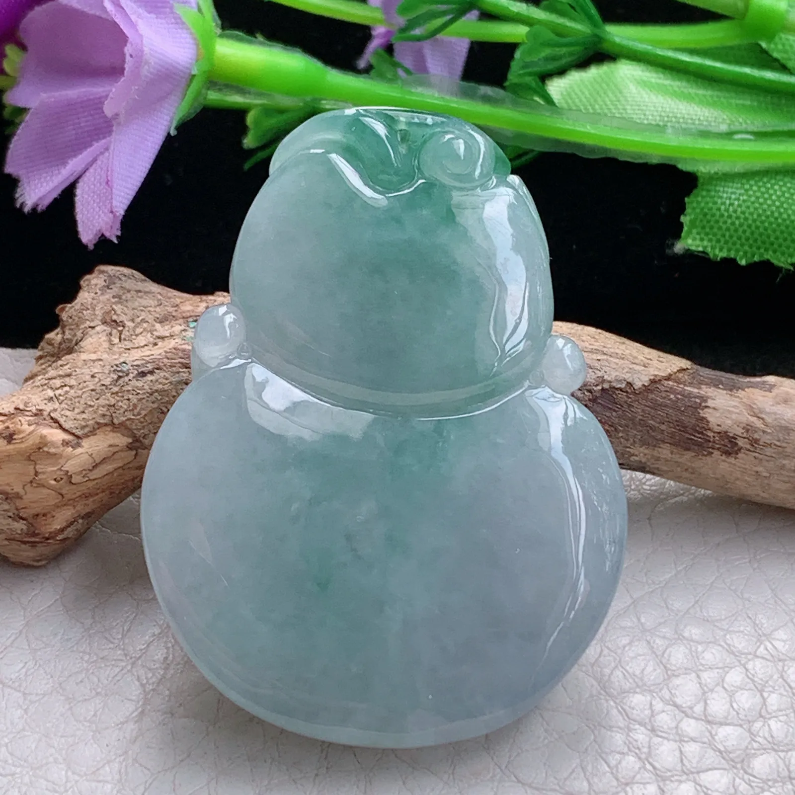 zen实拍46.5*35.2*11缅甸翡翠精美飘花大葫芦玉项坠 毛衣坠