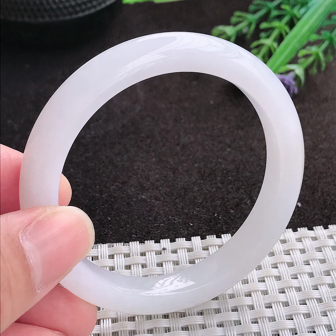 实拍A货翡翠52/9.2/7.8小圈口老坑冰润白净手镯翡翠玉镯子平安镯