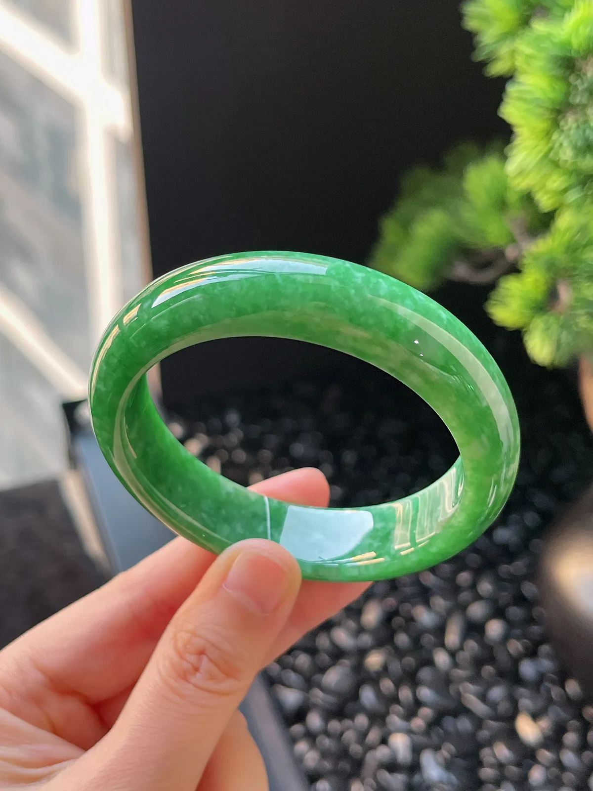 正圈54.4圈口，翡翠糯化种绿色手镯