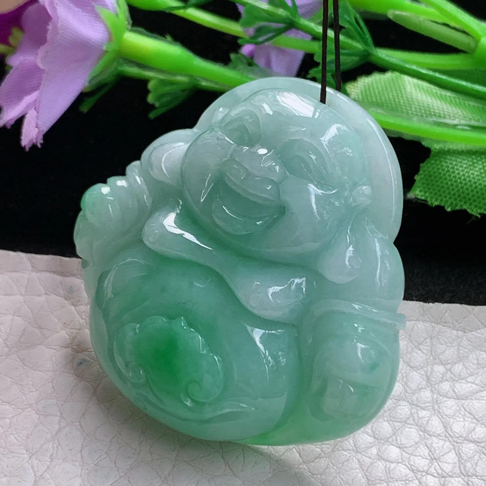 zen实拍44*46*13缅甸翡翠精美飘绿珊云大佛公 弥勒佛玉项坠 毛衣坠