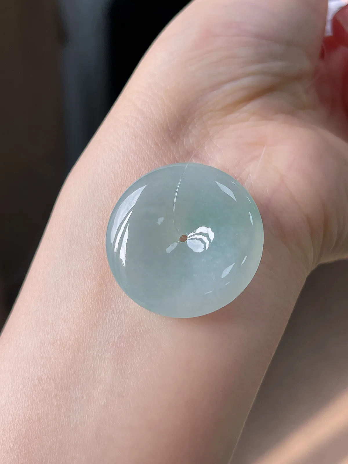 翡翠冰糯种淡绿色平安扣