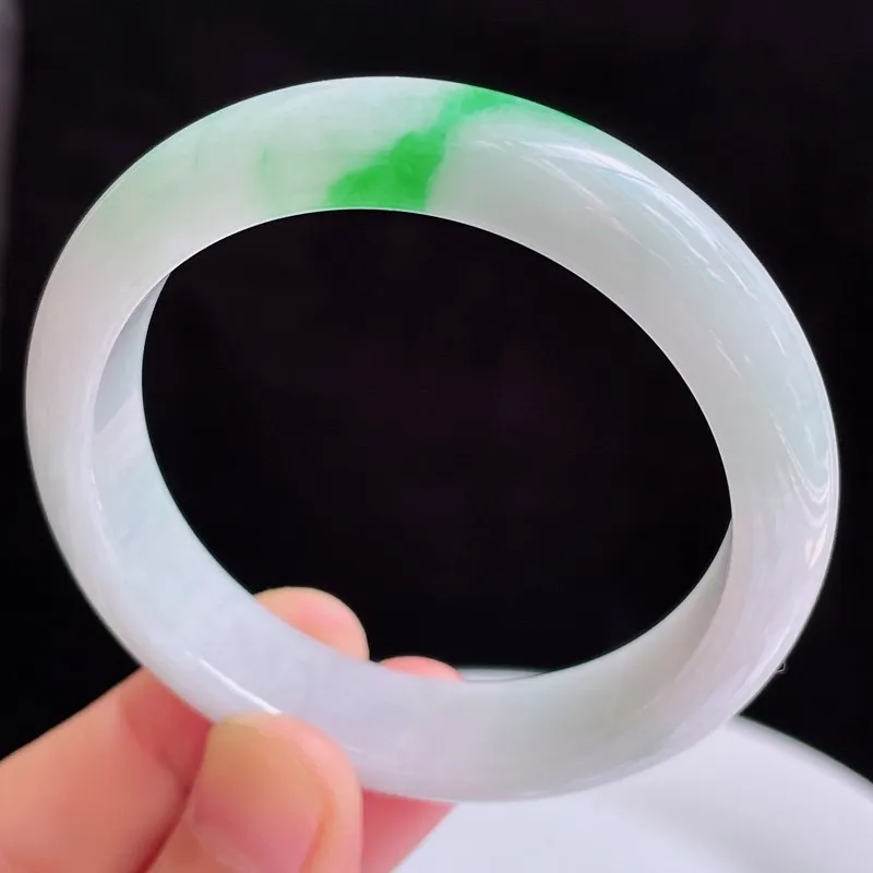 53.4圈有种有色天然翡翠A货飘绿玉手镯好种水水润手镯49.37g