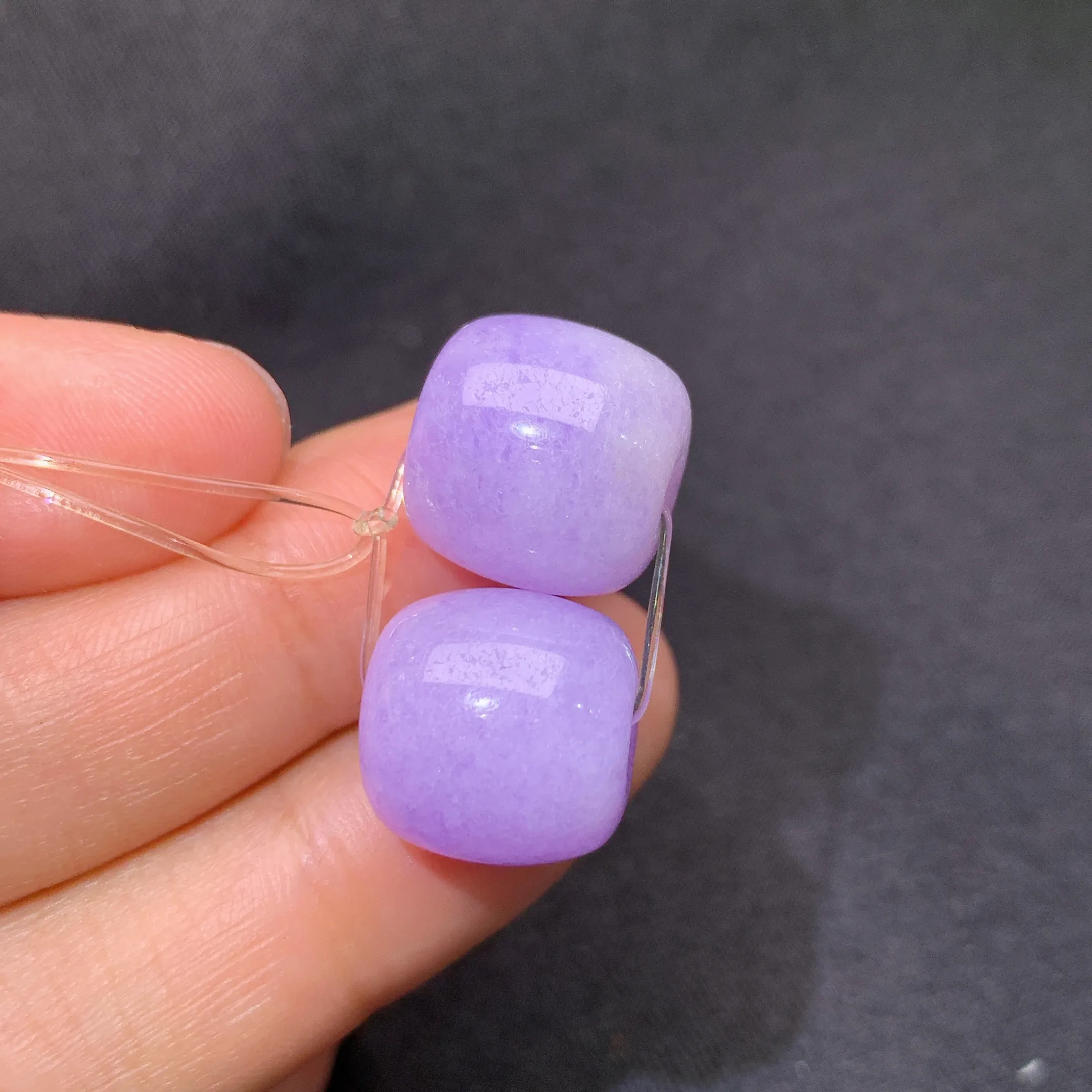 冰紫罗兰路路通一对，镶嵌佳品，温润细腻，颜色浓郁 Fuy整体尺寸12.2*13.1