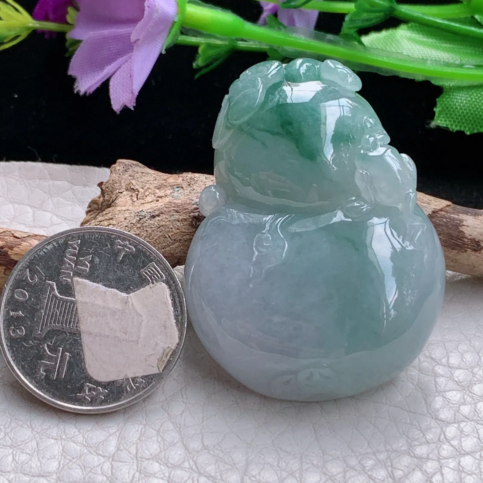 zen实拍46.5*35.2*11缅甸翡翠精美飘花大葫芦玉项坠 毛衣坠