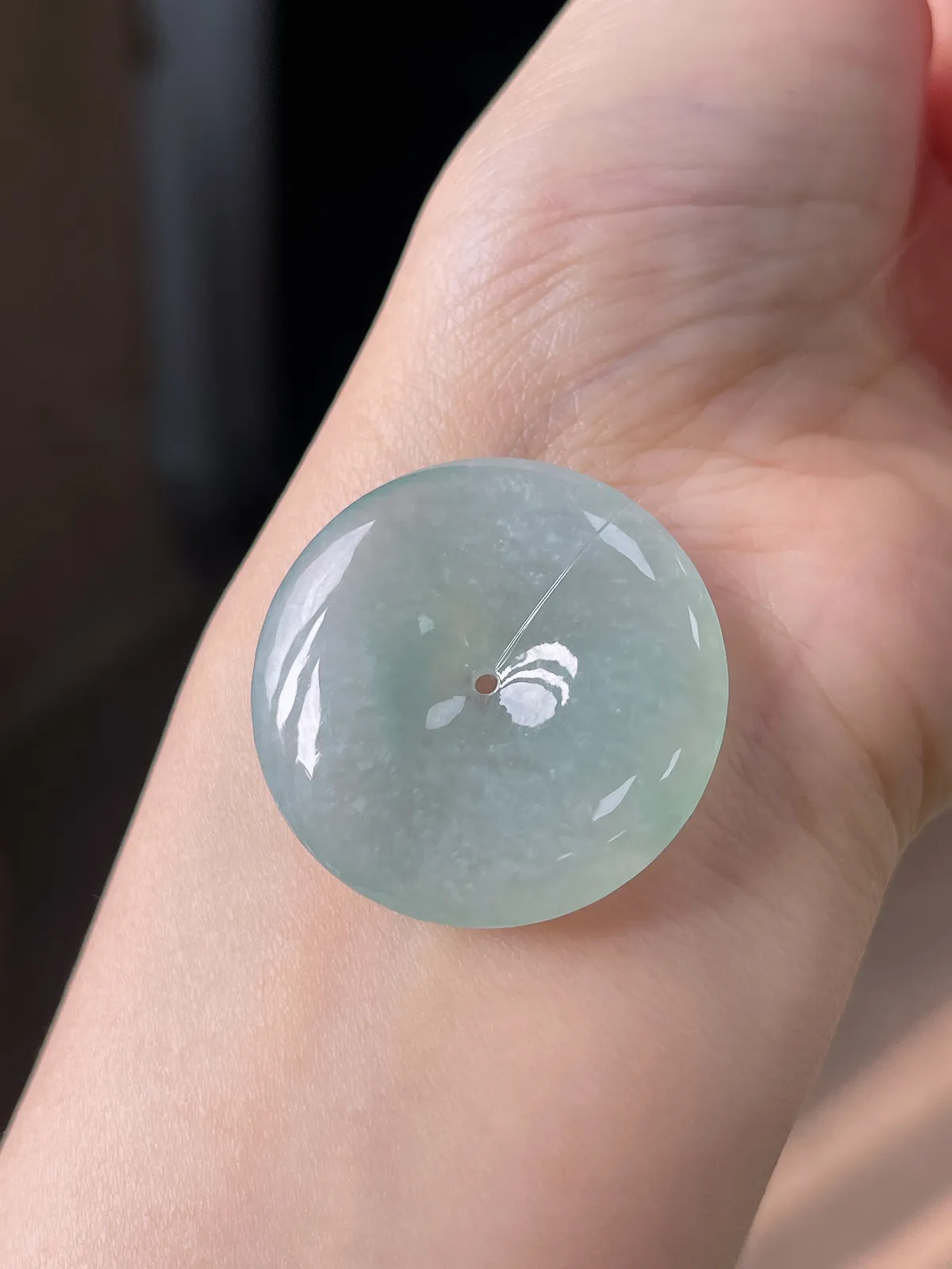 翡翠冰糯种淡绿色平安扣