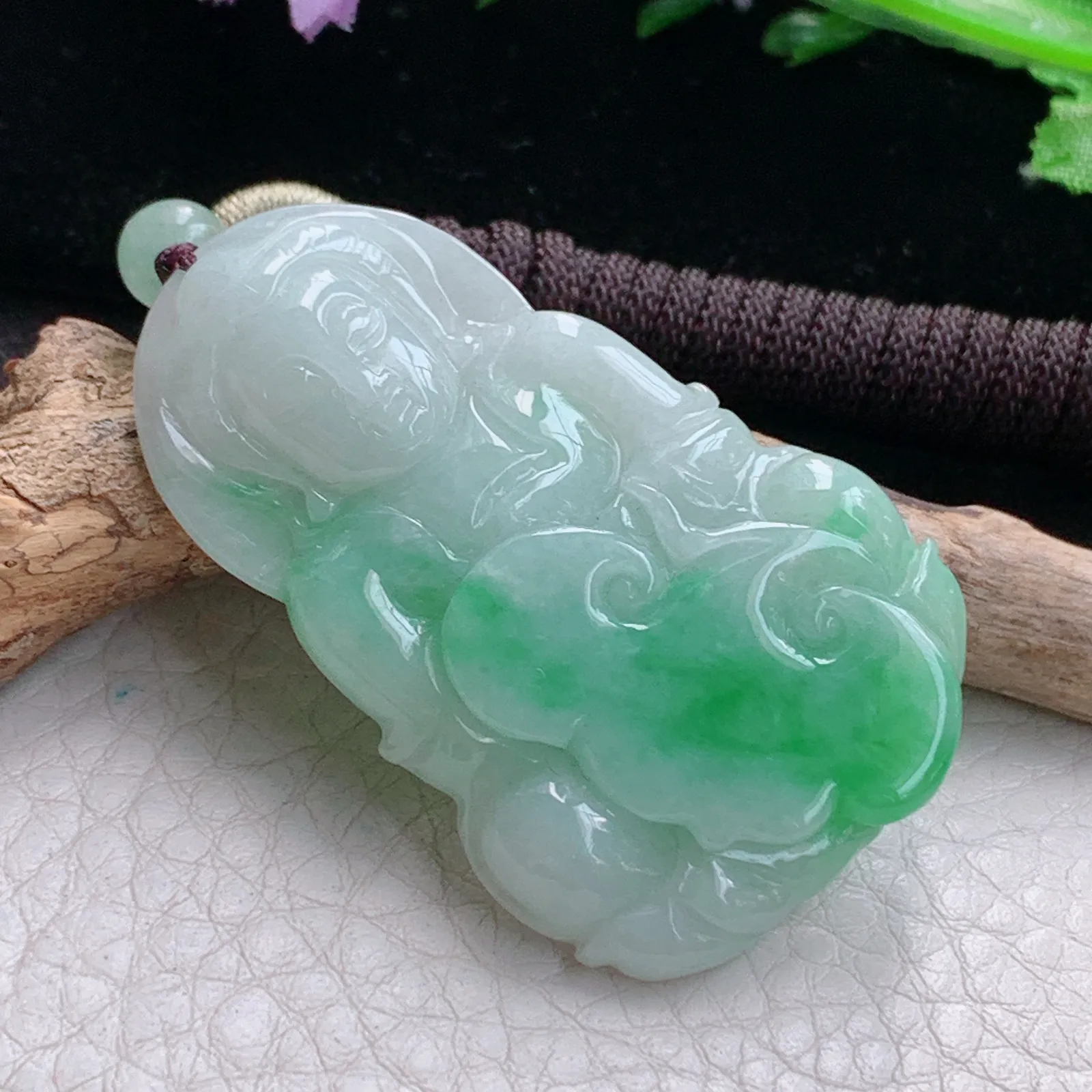 zen实拍50*31*5.8缅甸翡翠精美飘绿正庄观音 玉观音玉项坠 玉挂件