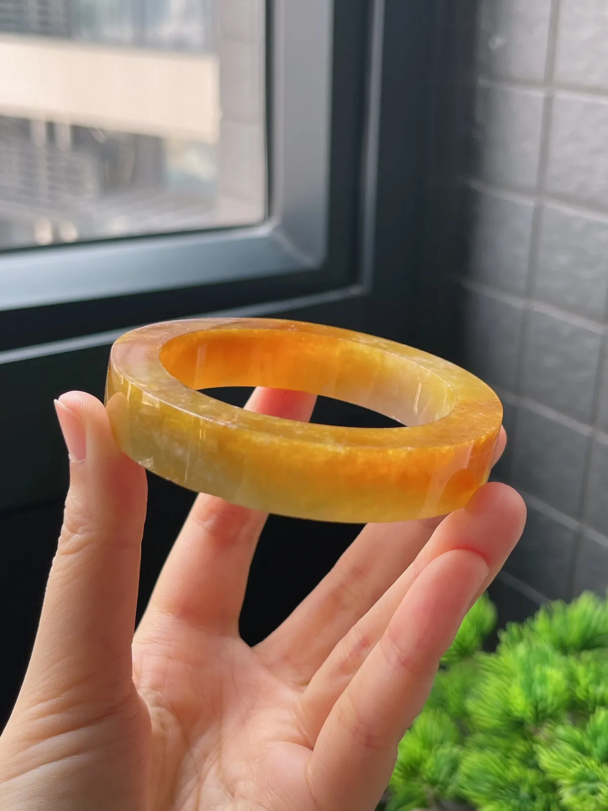 翡翠毛坯，⭕️正圈最大做56.6，最小做54.5