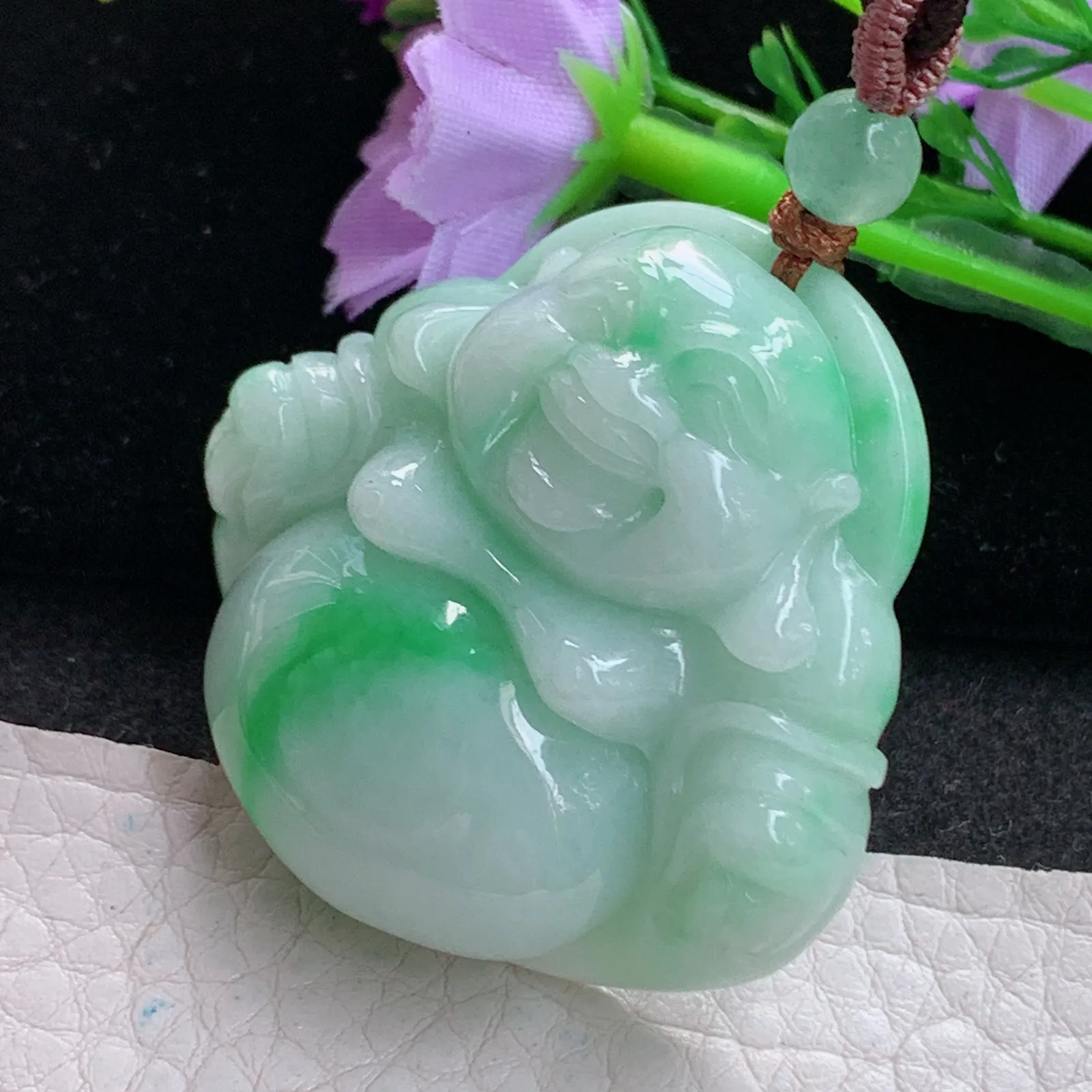 zen实拍43.6*46*13.2缅甸翡翠精美飘绿大佛公 弥勒佛玉项坠 玉挂件