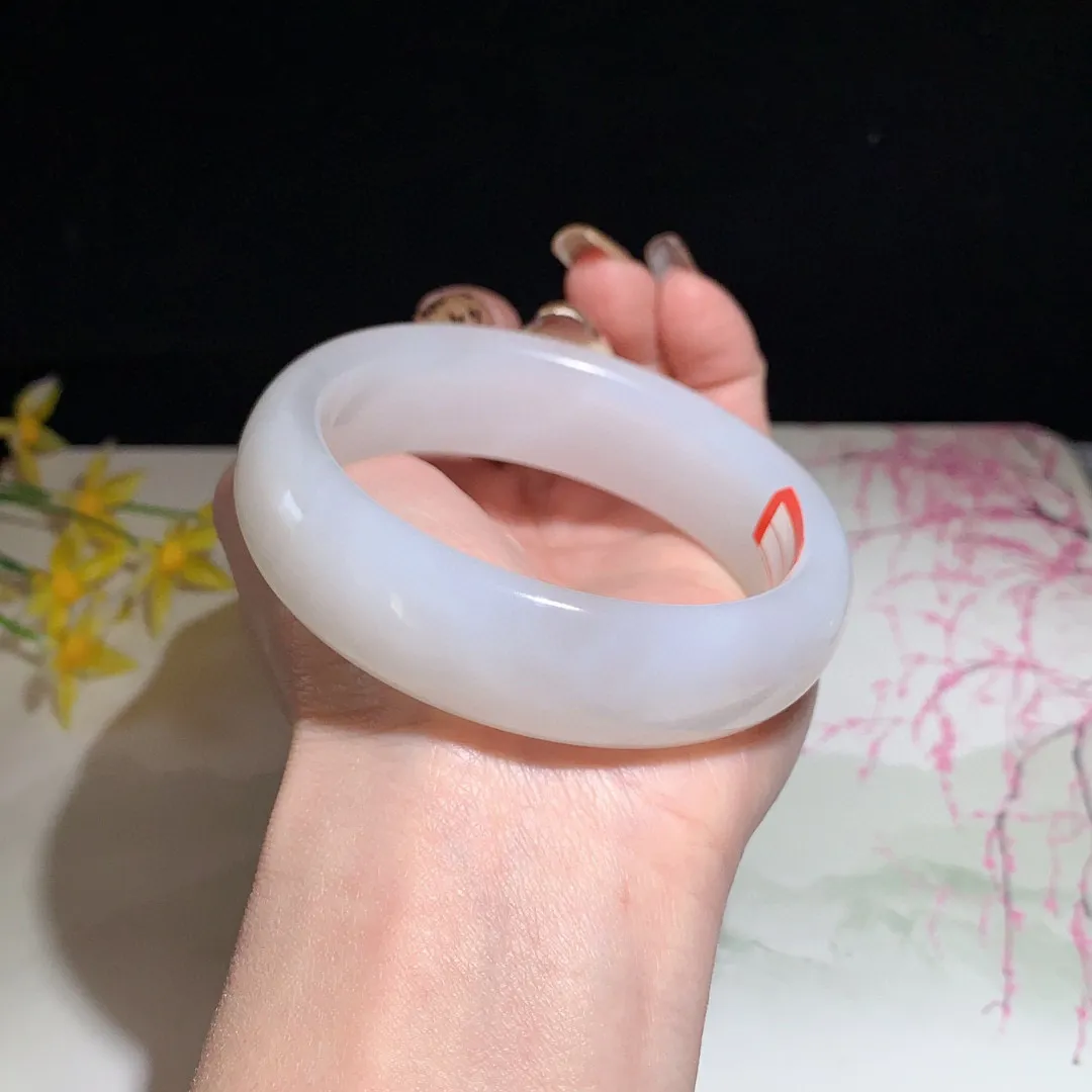 和田玉59.5圈口紫罗兰色宽版手镯！白加紫！玉质细腻油润 底色纯净 无裂无杂 脂粉好，品质好！