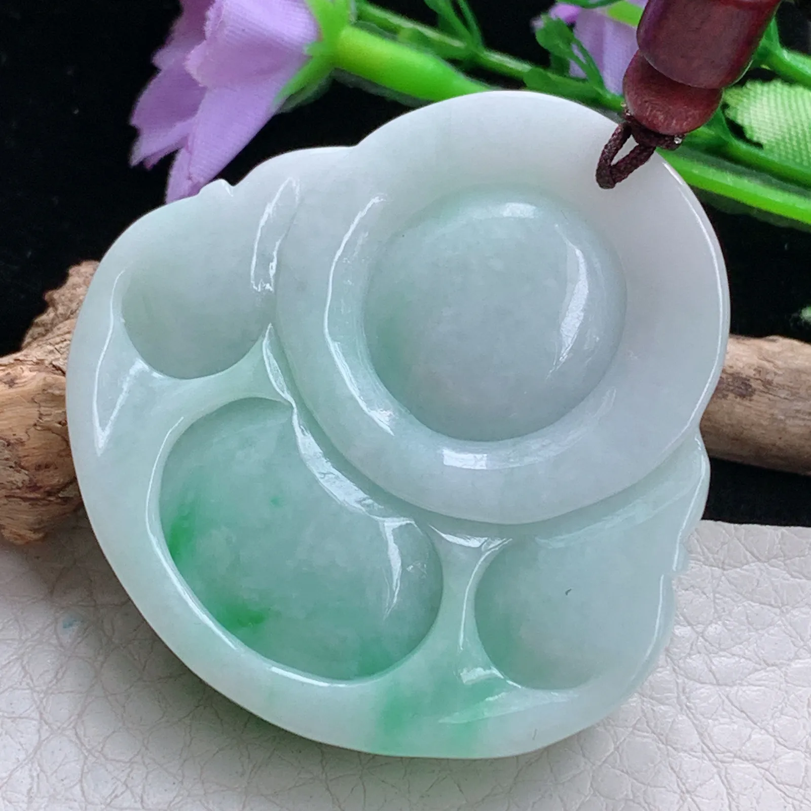 zen实拍49*48*12.5缅甸翡翠精美飘绿大佛公 弥勒佛玉项坠 毛衣坠