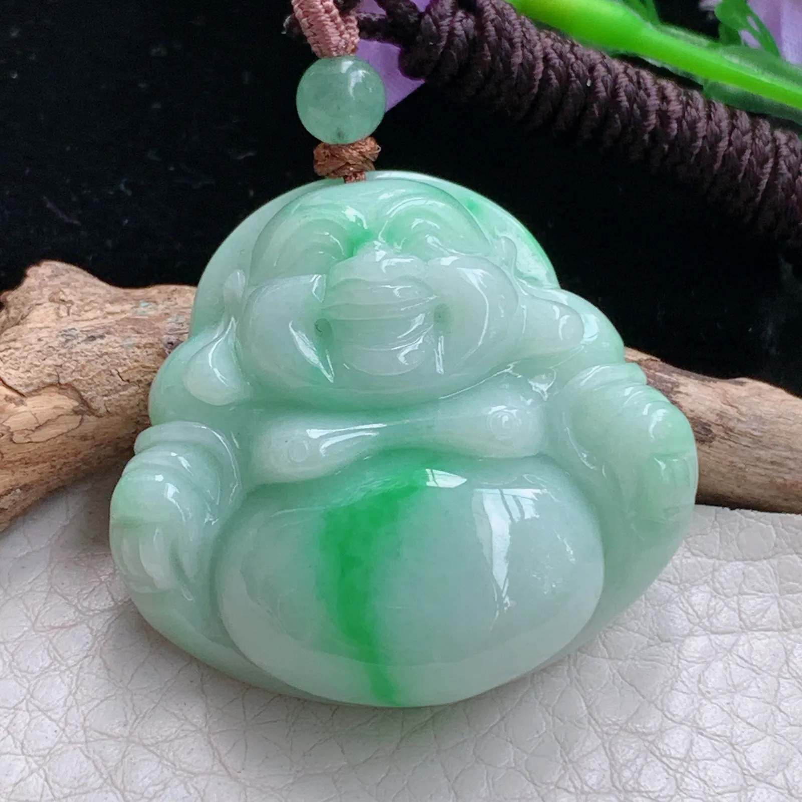 zen实拍43.6*46*13.2缅甸翡翠精美飘绿大佛公 弥勒佛玉项坠 玉挂件